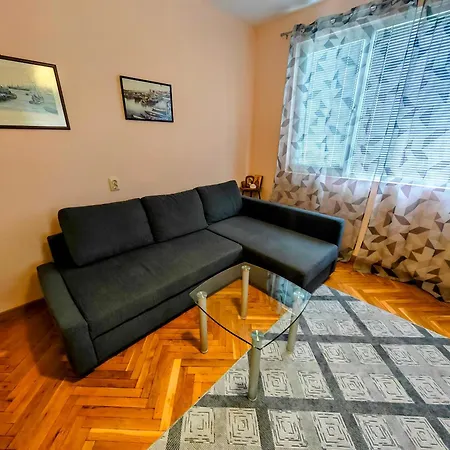 Two-bedroom In The Center Varna